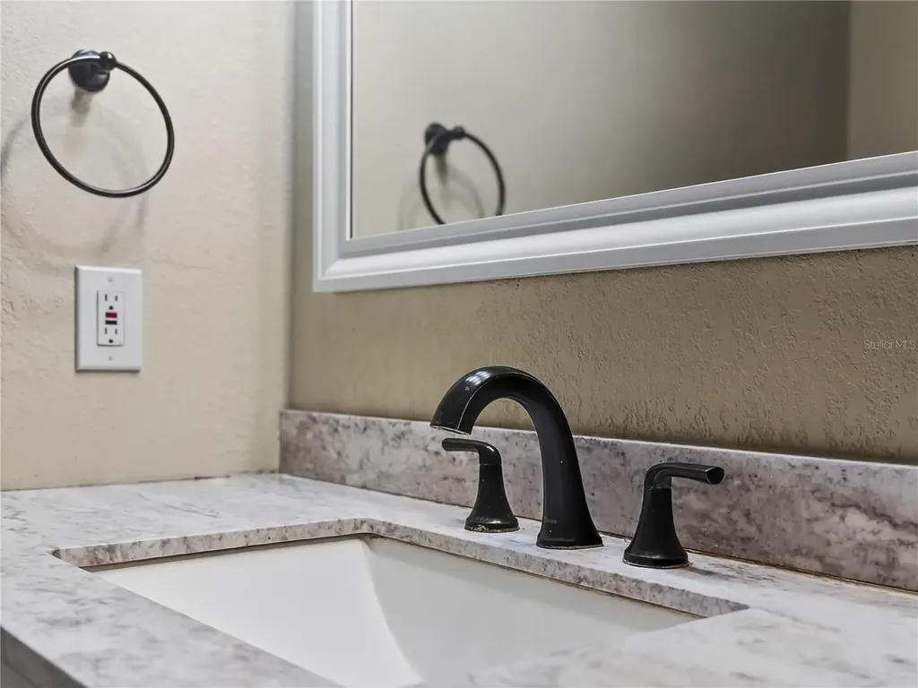 176 E Grandbend Avenue Lake Mary FL 32746