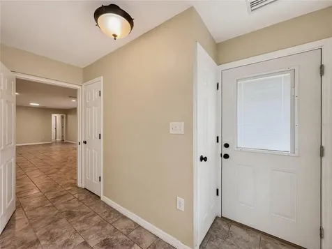 176 E Grandbend Avenue Lake Mary FL 32746