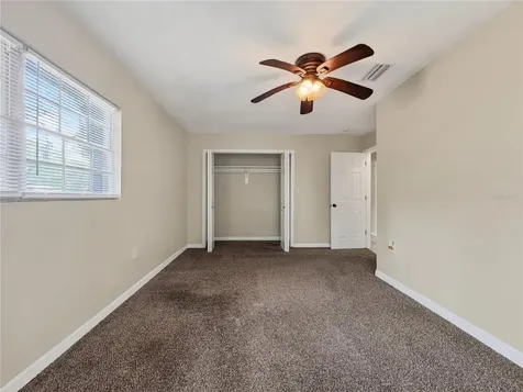 176 E Grandbend Avenue Lake Mary FL 32746