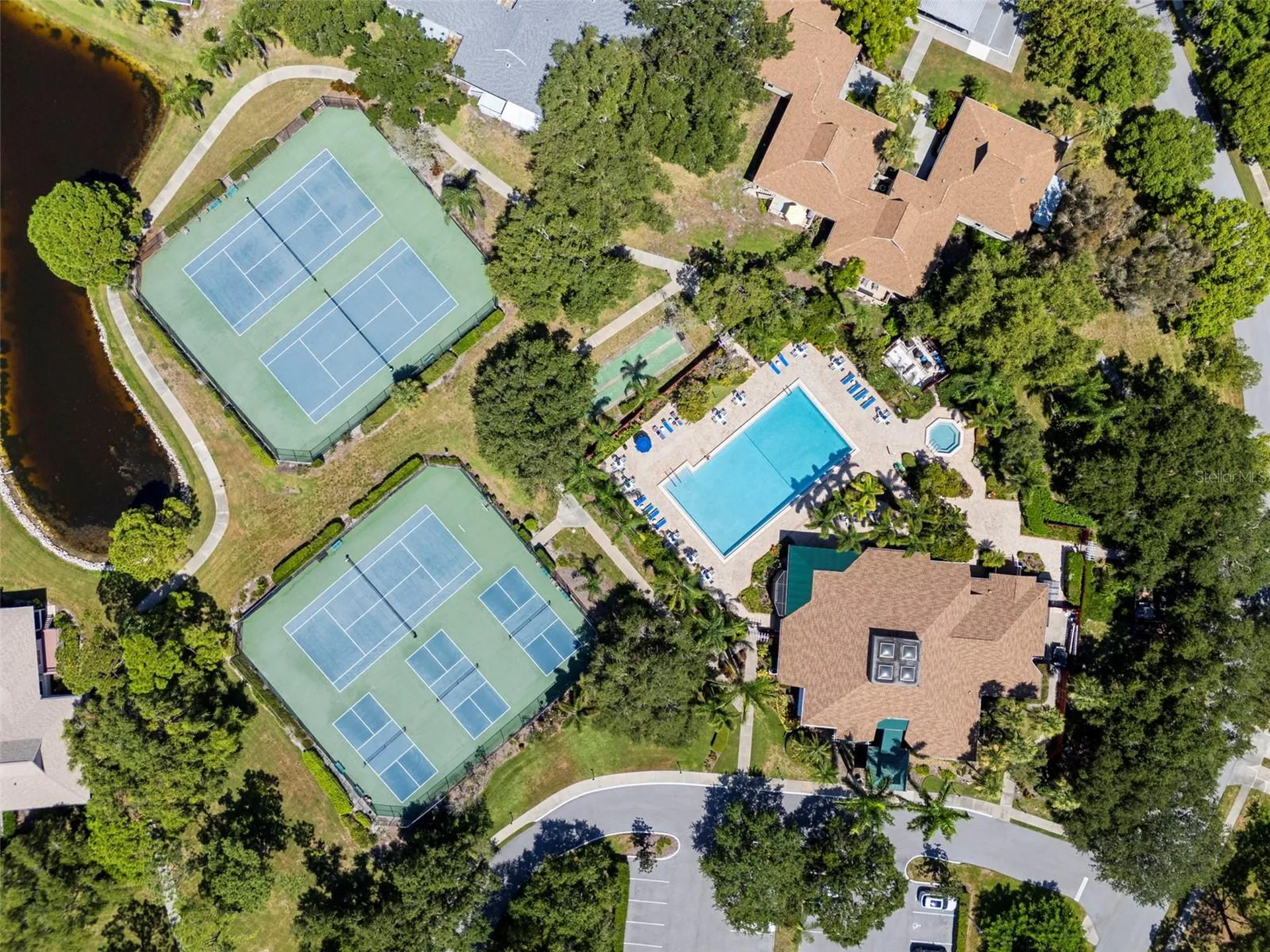 1016 Teal Pointe Tarpon Springs FL 34689