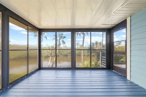 1016 Teal Pointe Tarpon Springs FL 34689
