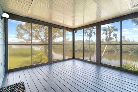 1016 Teal Pointe Tarpon Springs FL 34689