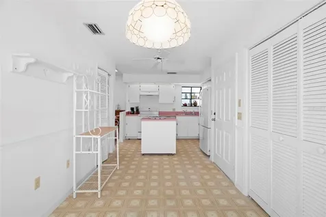 1016 Teal Pointe Tarpon Springs FL 34689