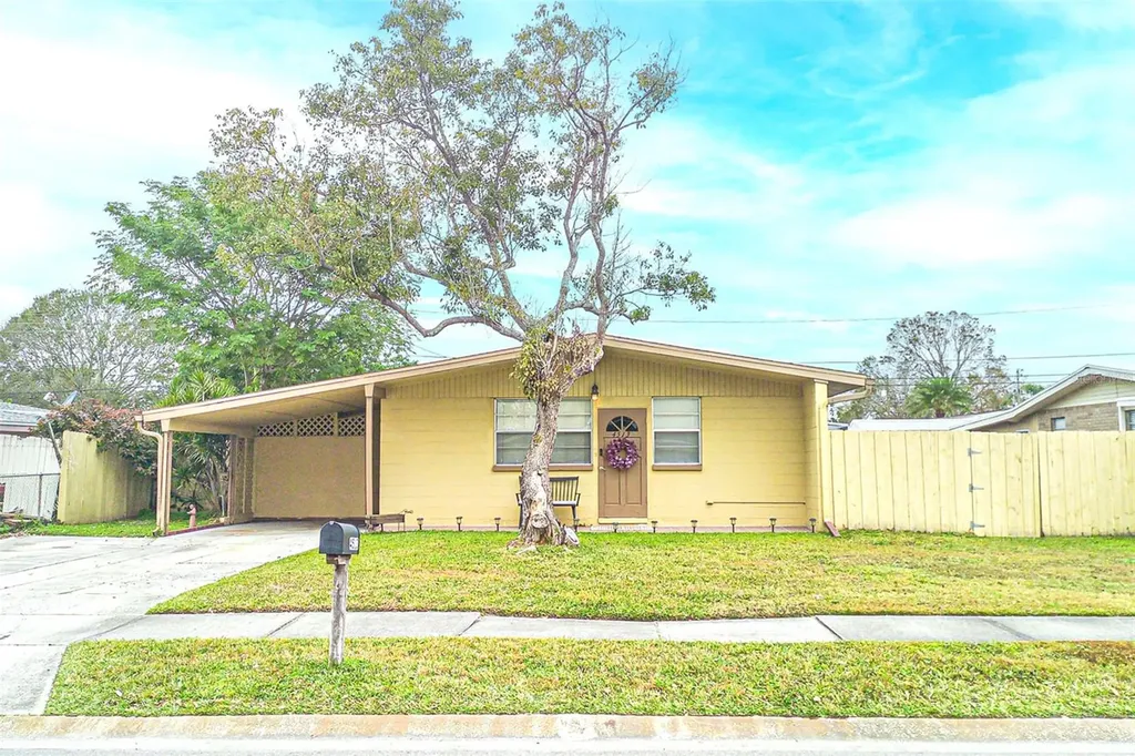 4513 W Clifton Street Tampa FL 33614