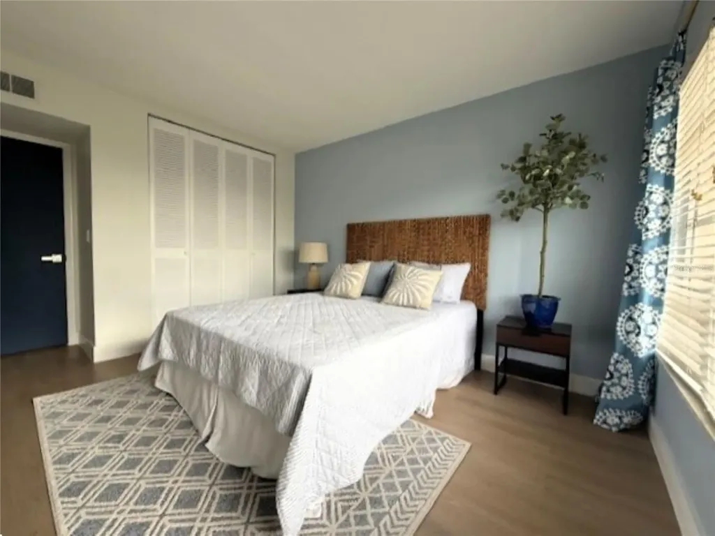 3806 Gulf Of Mexico Drive Longboat Key FL 34228