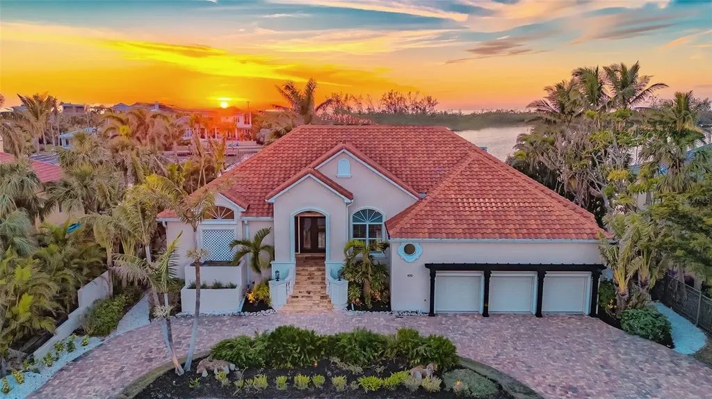 400 N Washington Drive Sarasota FL 34236