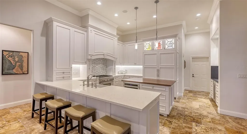 400 N Washington Drive Sarasota FL 34236