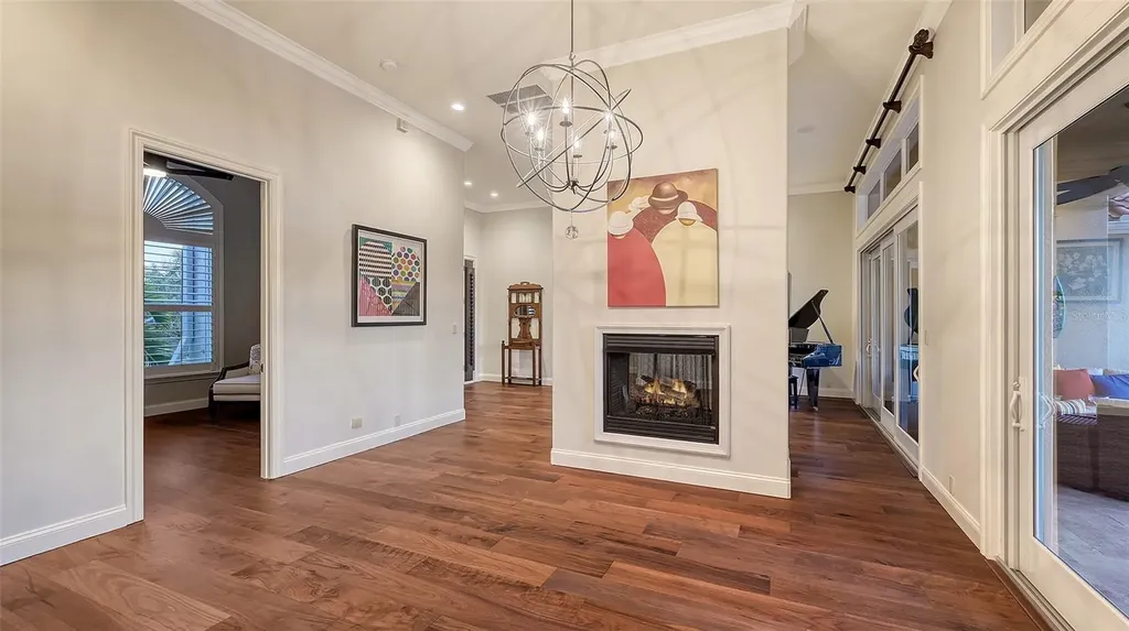 400 N Washington Drive Sarasota FL 34236