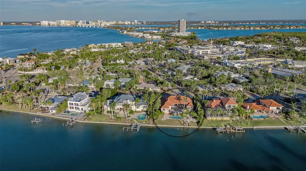 400 N Washington Drive Sarasota FL 34236