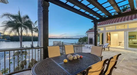 400 N Washington Drive Sarasota FL 34236