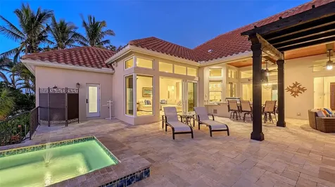 400 N Washington Drive Sarasota FL 34236