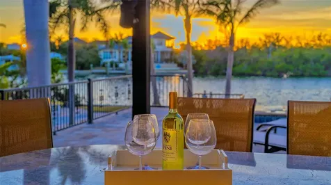 400 N Washington Drive Sarasota FL 34236