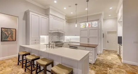 400 N Washington Drive Sarasota FL 34236