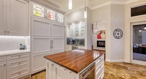 400 N Washington Drive Sarasota FL 34236