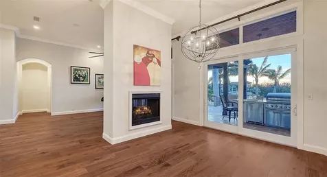 400 N Washington Drive Sarasota FL 34236