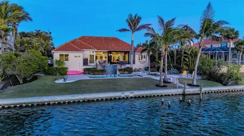 400 N Washington Drive Sarasota FL 34236
