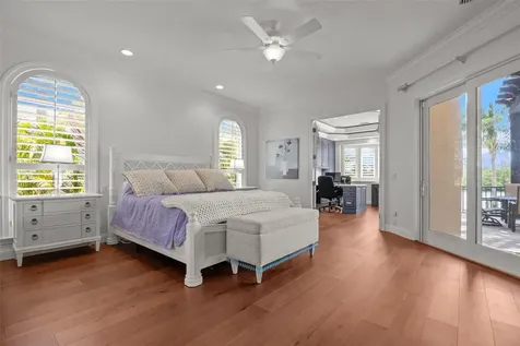 400 N Washington Drive Sarasota FL 34236