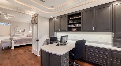 400 N Washington Drive Sarasota FL 34236