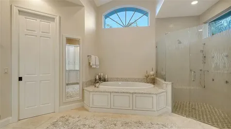 400 N Washington Drive Sarasota FL 34236