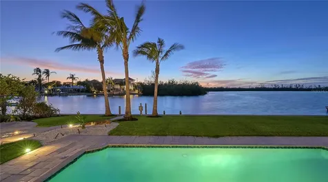 400 N Washington Drive Sarasota FL 34236