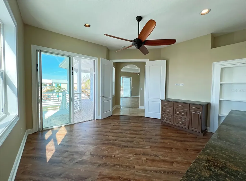 13737 Victor Avenue Hudson FL 34667