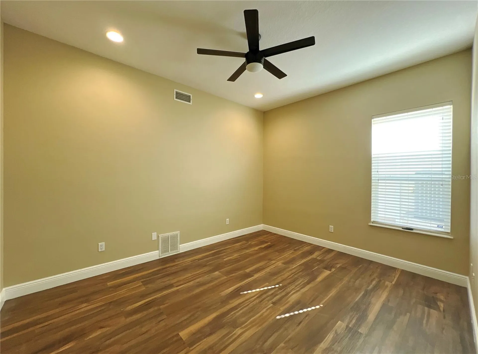 13737 Victor Avenue Hudson FL 34667