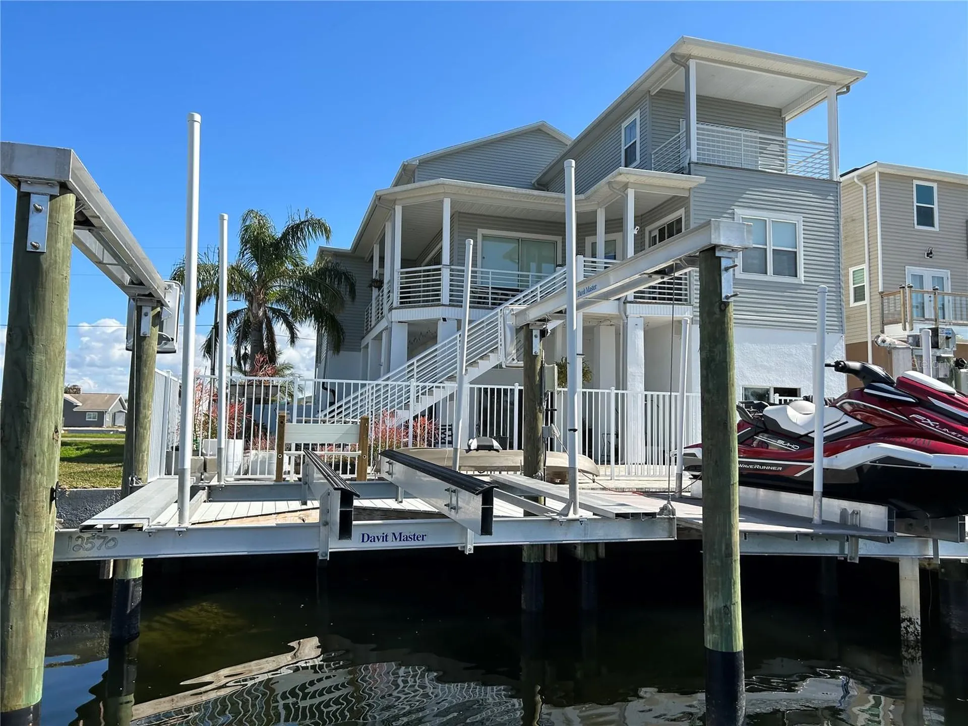 13737 Victor Avenue Hudson FL 34667