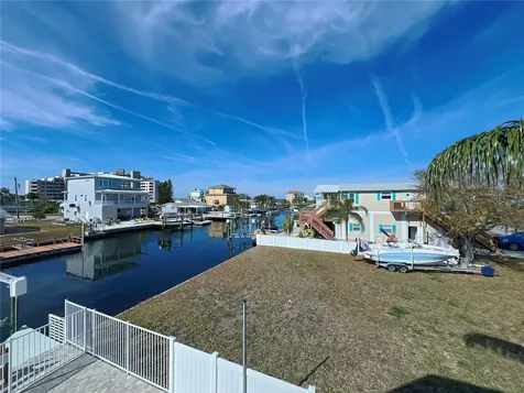 13737 Victor Avenue Hudson FL 34667