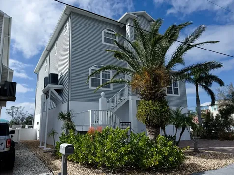 13737 Victor Avenue Hudson FL 34667