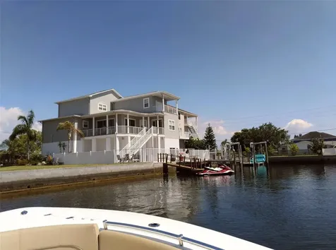 13737 Victor Avenue Hudson FL 34667
