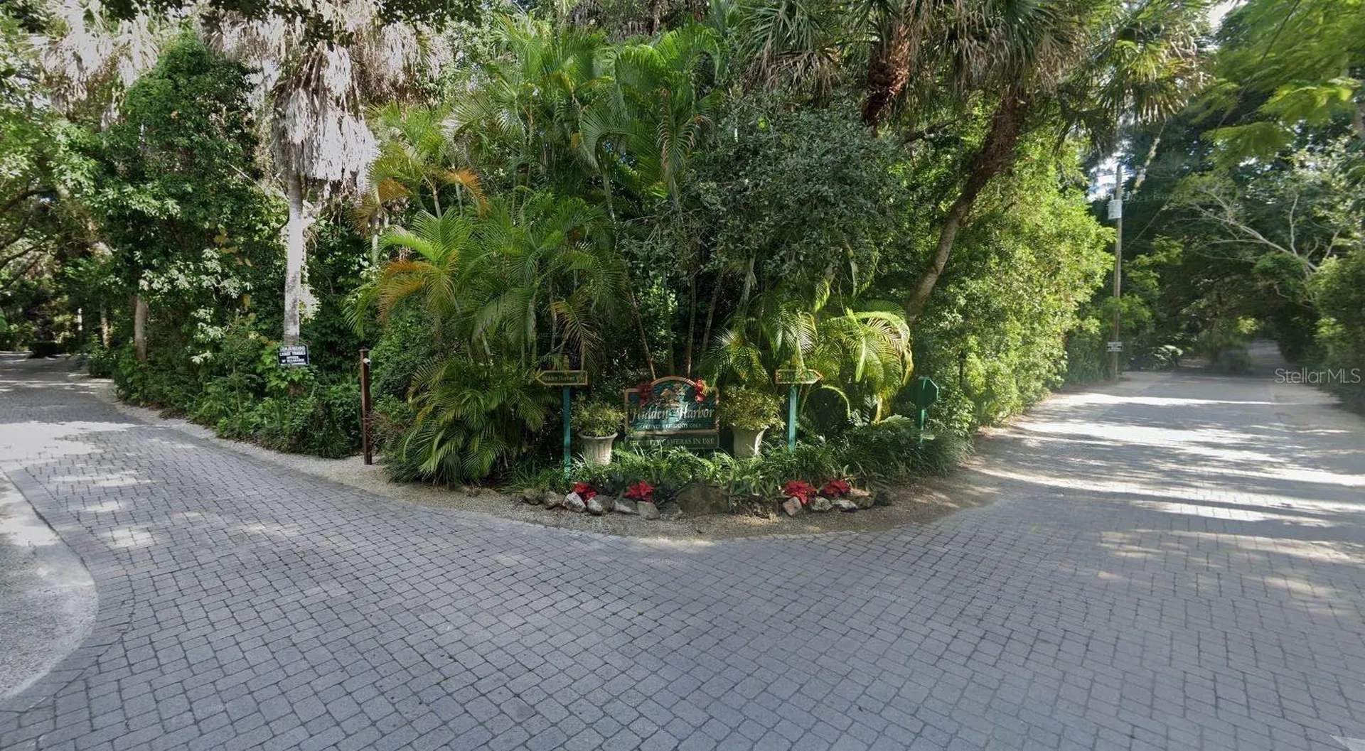 5225 Hidden Harbor Road Sarasota FL 34242