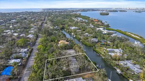 5225 Hidden Harbor Road Sarasota FL 34242