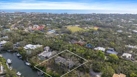 5225 Hidden Harbor Road Sarasota FL 34242