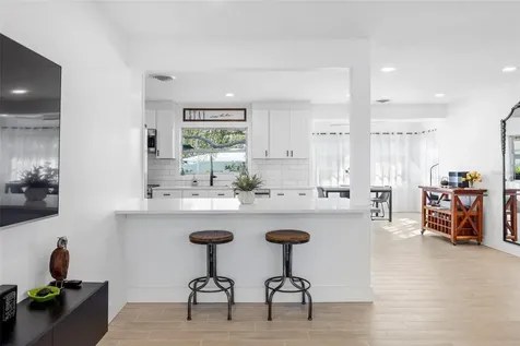 2211 Tuttle Terrace Sarasota FL 34239