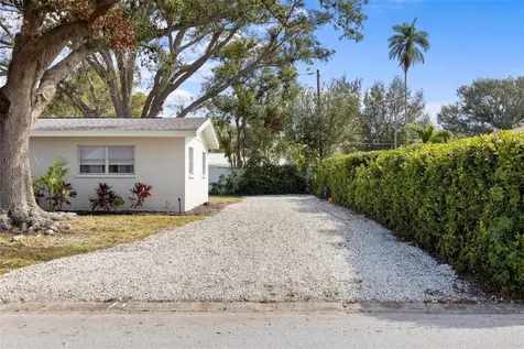 2211 Tuttle Terrace Sarasota FL 34239