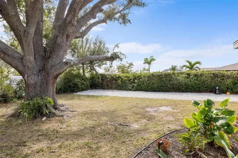2211 Tuttle Terrace Sarasota FL 34239