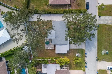 2211 Tuttle Terrace Sarasota FL 34239