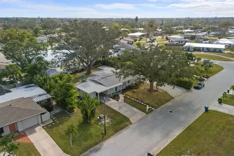 2211 Tuttle Terrace Sarasota FL 34239