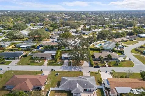 2211 Tuttle Terrace Sarasota FL 34239