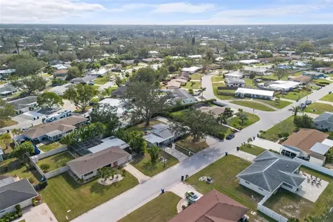 2211 Tuttle Terrace Sarasota FL 34239