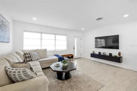 2211 Tuttle Terrace Sarasota FL 34239