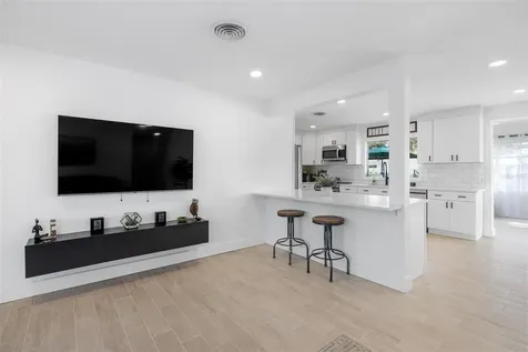 2211 Tuttle Terrace Sarasota FL 34239