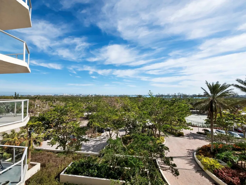 1800 Benjamin Franklin Drive Sarasota FL 34236