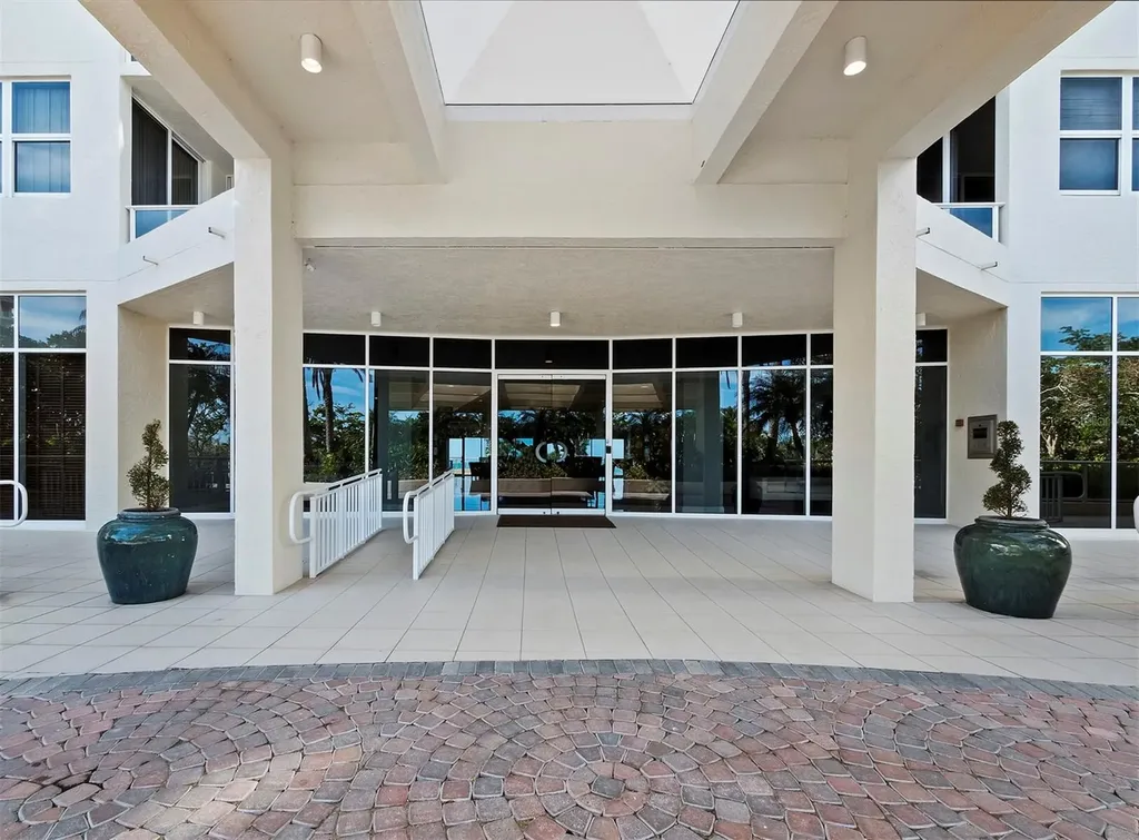 1800 Benjamin Franklin Drive Sarasota FL 34236