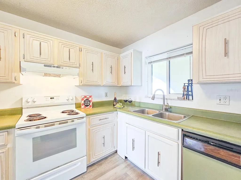 3606 S Peninsula Drive Port Orange FL 32127