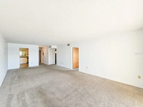 3606 S Peninsula Drive Port Orange FL 32127