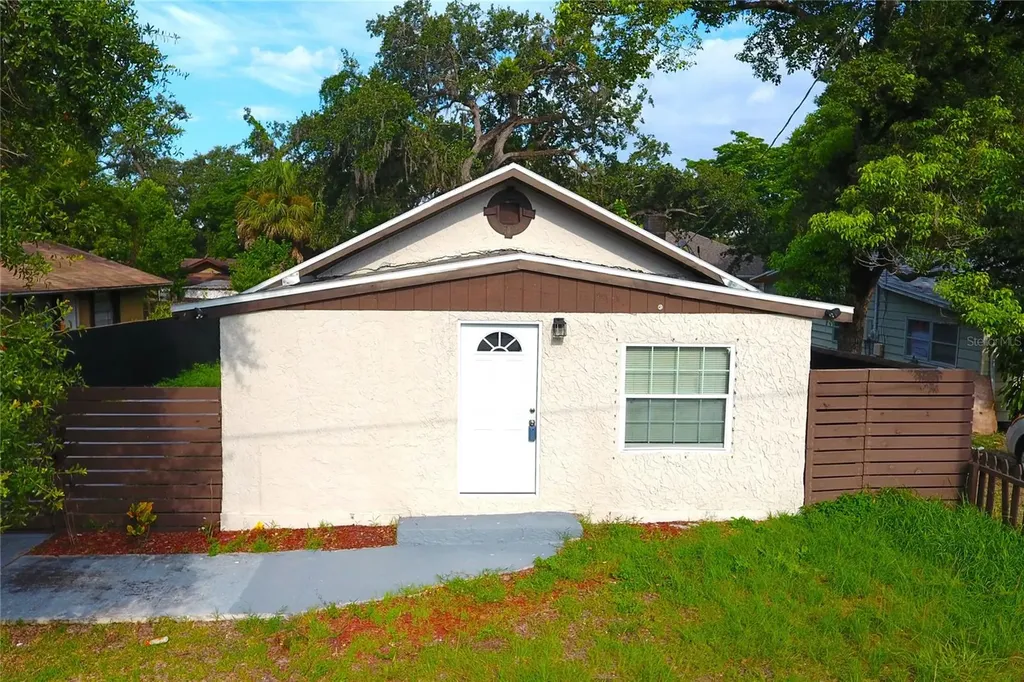 8014 N Alaska Street Tampa FL 33604