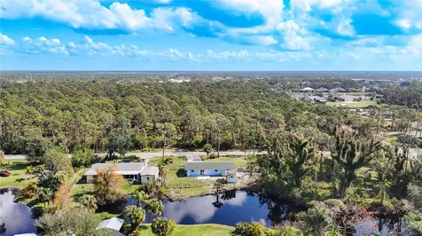 712 N Elm Street Englewood FL 34223