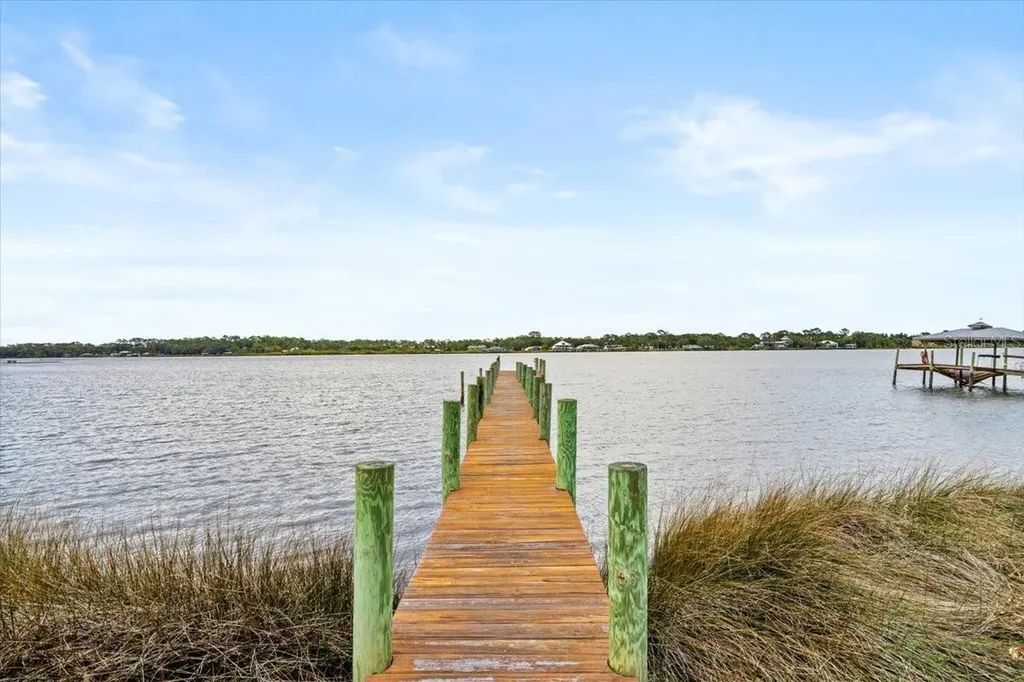 2806 Bay Vista Court New Smyrna Beach FL 32168