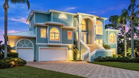 2806 Bay Vista Court New Smyrna Beach FL 32168